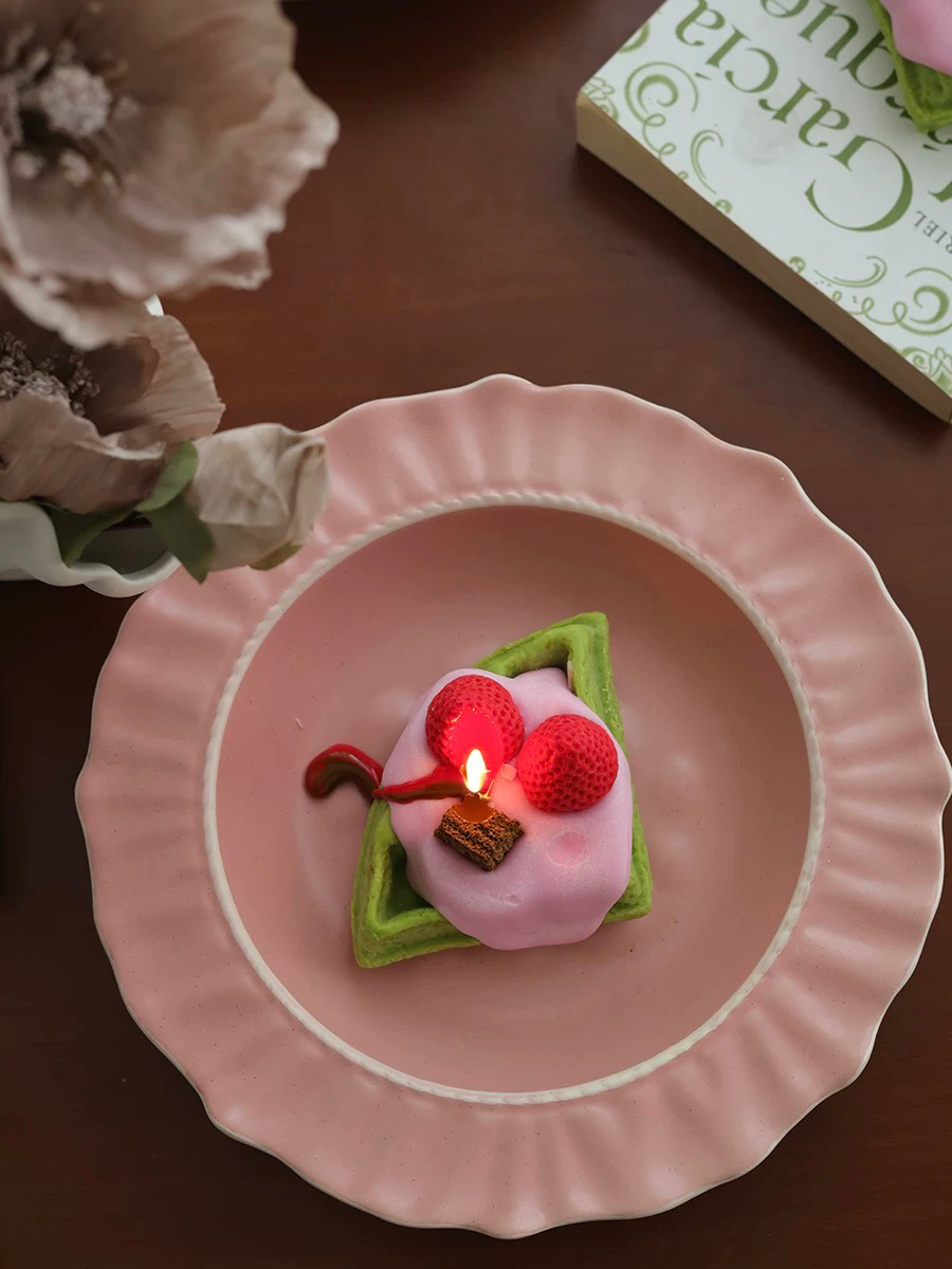 The Imposter Matcha Cream Waffle Scented Candle