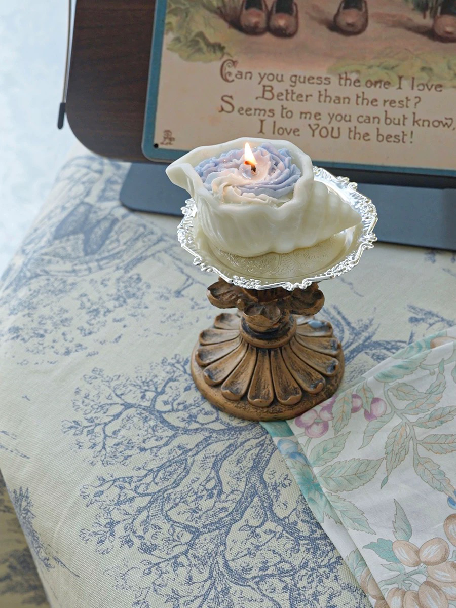 The Imposter Conch Shaped Scented Candle